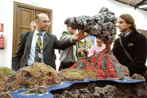 VISITA. Los participantes en la Conferencia de las Partes aprovecharon para ver el Parque Natural Cabo de Gata-Níjar. /EFE