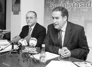 LINARES. Sebastián Quirós, a la derecha, con Fidel Mesa. /ENRIQUE