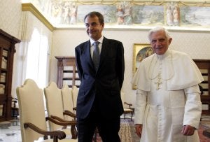 Zapatero reafirma ante el Papa su defensa de la libertad religiosa