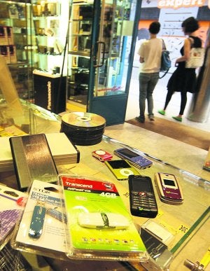 Conjunto de aparatos y soportes afectados por el canon digital. :: IDEAL