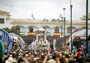 Procesión de la Virgen de la Cabeza, el último domingo de abril. :: FRANCIS J. CANO