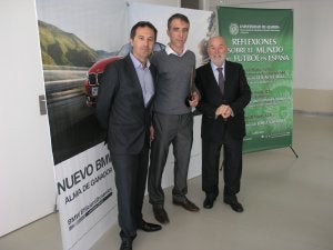 Francisco García, David Fernández y Pedro Molina, en el acto de ayer en la Universidad de Almería. :: UAL