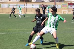 El equipo de la AD Huércal necesita ganar para no acabar con sus ilusiones de permanencia. :: IDEAL