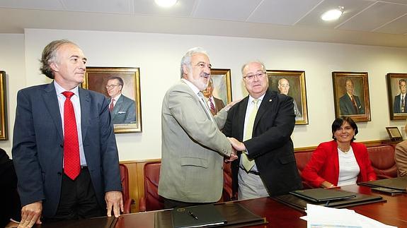 Sánchez Montesinos, AntonioRíos, Manuel Fuentes y Ana del Moral. 