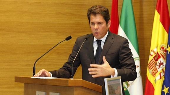 Gerardo Cuerva, reelegido para un tercer mandato al frente de la Confederación de Empresarios