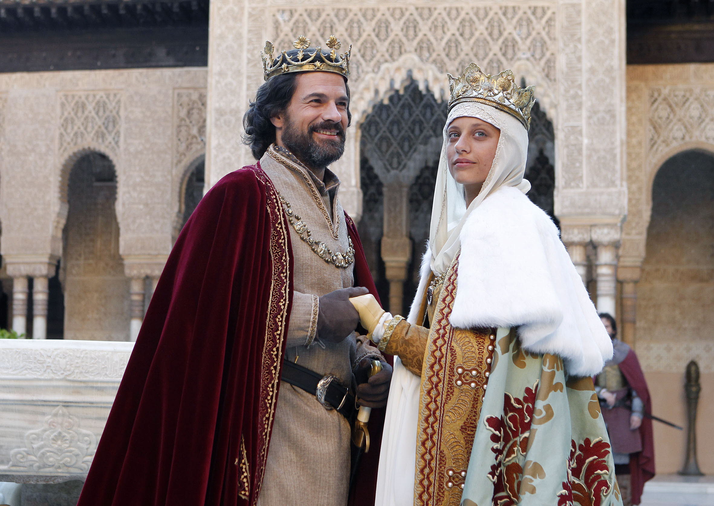 Carlos V visitará la Alhambra también en la ficción tras Isabel y Fernando. 