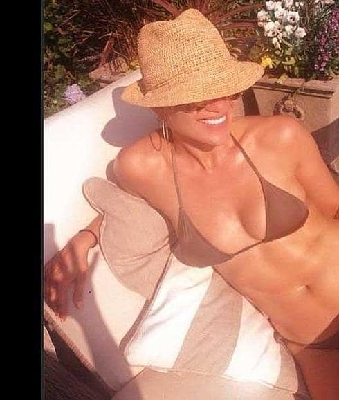 ¡Sexual!: Jennifer Lopez presume cuerpazo en bikini en Instagram (foto)