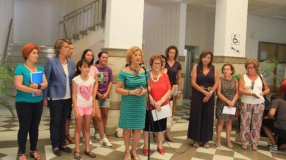 El Consejo Municipal de la Mujer denuncia los estereotipos ligados a la imagen femenina