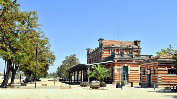 La Concejalía de Urbanismo reconoce que existe «interés y propuestas» para recupera los terrenos de la antigua Estación de Madrid. :: ENRIQUE