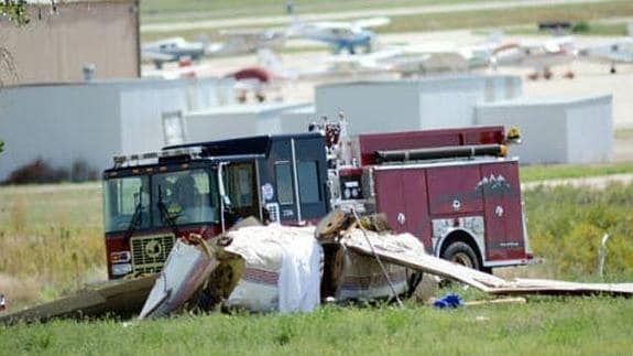 Terrible: Mueren cinco personas y un perro al estrellarse una avioneta al norte de Denver, Colorado