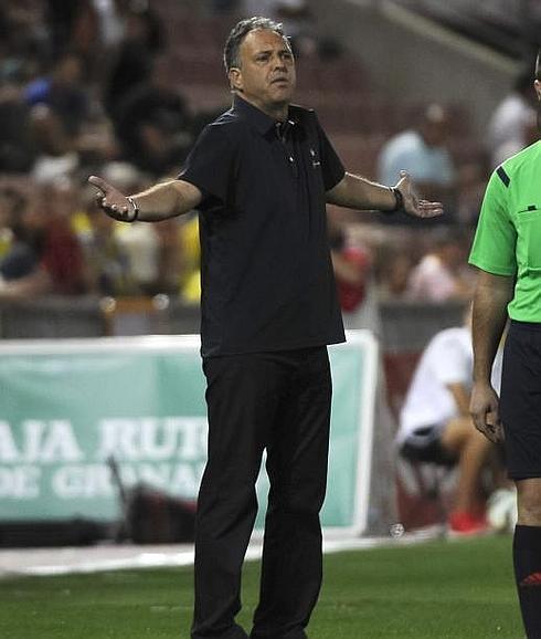 Caparrós: "Hemos logrado sumar frente a un magnífico equipo"