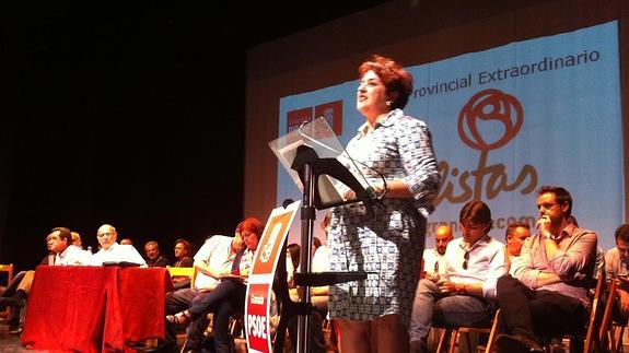 Un momento de la intervención de Teresa Jiménez en el comité socialista. 