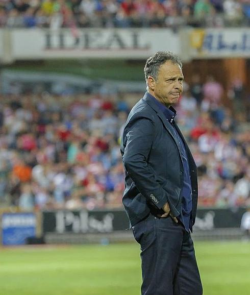 Al preparador utrerano le dolió esa derrota y admitió que a su equipo le había faltado agresividad