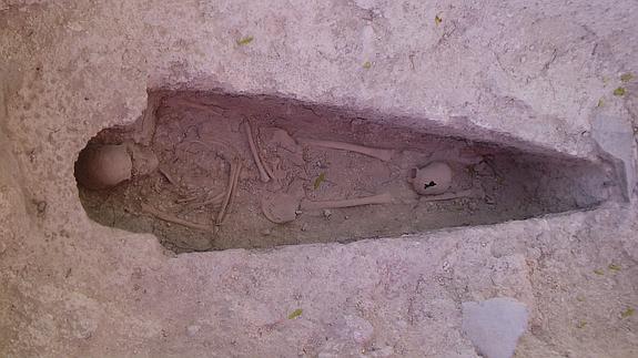 Encontradas 80 tumbas en una necrópolis mozárabe en Tózar