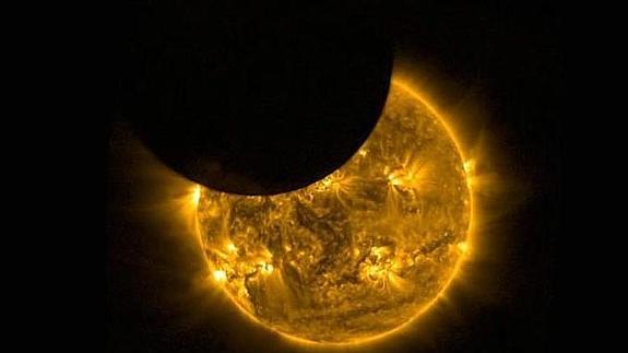 ¡Atención!: Eclipse solar parcial será visible en América del Norte el 23 de octubre próximo