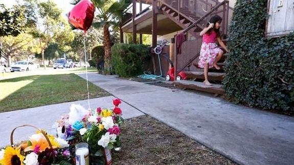 Trágico Anaheim: herida de muerte, niña protegió a sus hermanas menores