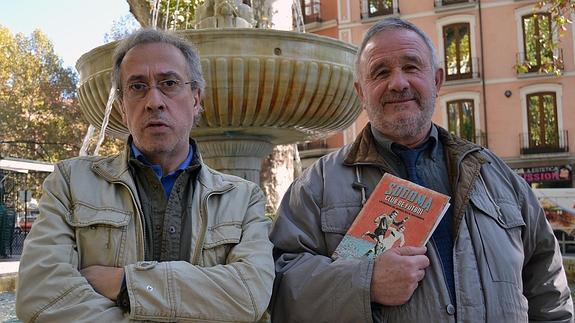 Paco Espínola y Carlos Marsá, unidos por un libro escrito a medias, 'Sodoma Club de Fútbol'.