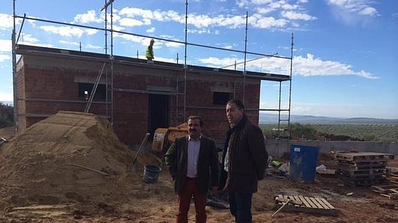 Diputación invierte en mejora y dotación de infraestructuras en Navas y Chiclana de Segura