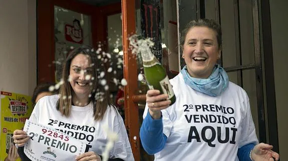 Sorteo de Lotería de Navidad 2014: Tres golpes del segundo en Jaén y Torredonjimeno