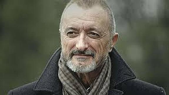 Pérez-Reverte: "Imaginen con qué estado estomacal veo a Belén Esteban y a Olvido Hormigos de teloneras"