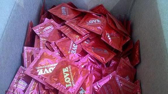 Una caja de condones cuesta 750 dólares en Venezuela, como un iPhone en EEUU