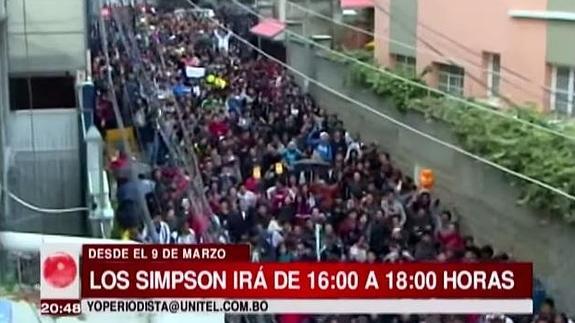 2.000 bolivianos se manifiestan para exigir "la vuelta de Los Simpson"