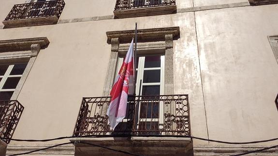 El Ayuntamiento de Almería decretará tres días de luto oficial