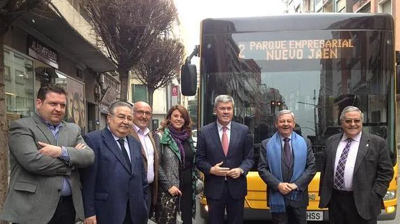 El nuevo servicio de bus urbano al Parque Empresarial 'Nuevo Jaén' comienza a funcionar