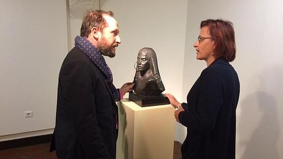 El imaginero murciano Juan José Quirós expone sus esculturas en el Museo Casa de los Tiros