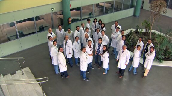 Trabajadores del Centro Tecnológico del Plástico de Martos, en el interior de la sede de la entidad en esa localidad.