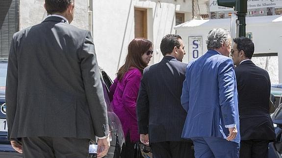 La presidenta de Argentina, a su salida del hotel 