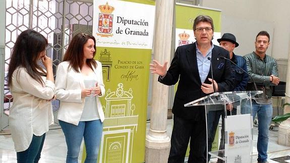Arranca "En Granada es posible", sobre el pasado y futuro del pop-rock