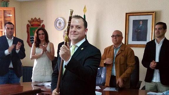 El nuevo alcalde de Cúllar Vega, Jorge Sánchez, promete "dejarse la piel"