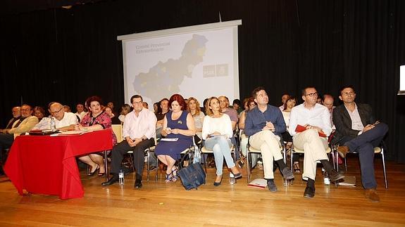 El PSOE ratifica la candidatura de José Entrena a la presidencia de la Diputación