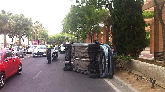 Herido tras un aparatoso accidente en Almería