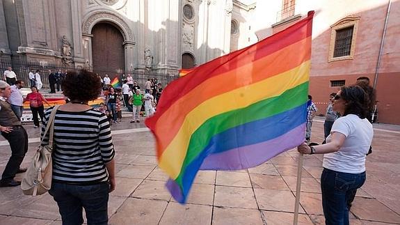Concentración en la Plaza de las Pasiegas con motivo de la celebración del Día Internacional del Orgullo LGTB  