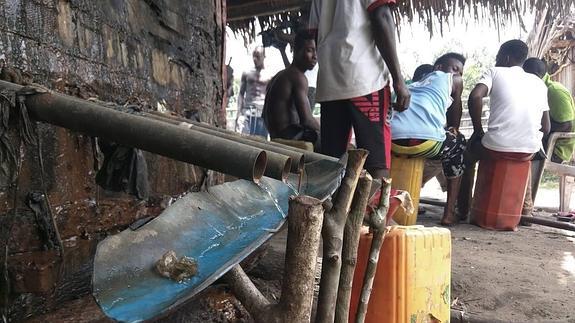 El ogogoro se produce en alambiques que no pasan ningún tipo de control sanitario. 