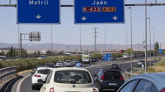 Atasco en la A-44 en dirección Motril.