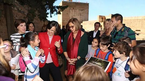 Más de 2.700 escolares de Granada participan en el programa 'Vivir y sentir la Alhambra'