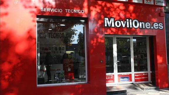 MovilOne, reparación de móviles en Granada