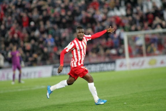 Mohammed Fatau anotó el gol de la victoria ante el Llagostera.