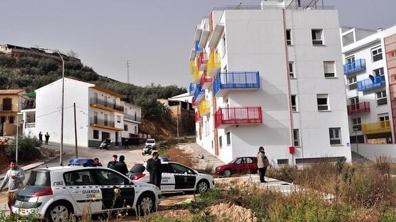 Varias familias ocupan irregularmente 14 viviendas protegidas en Loja