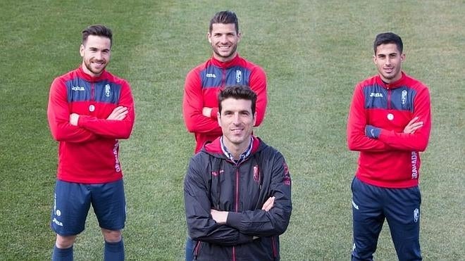 Sergio Martín, Carmona y Nico intentan destacar en su tierra, en el Granada B, como hizo Lucena en el primer equipo del club. 