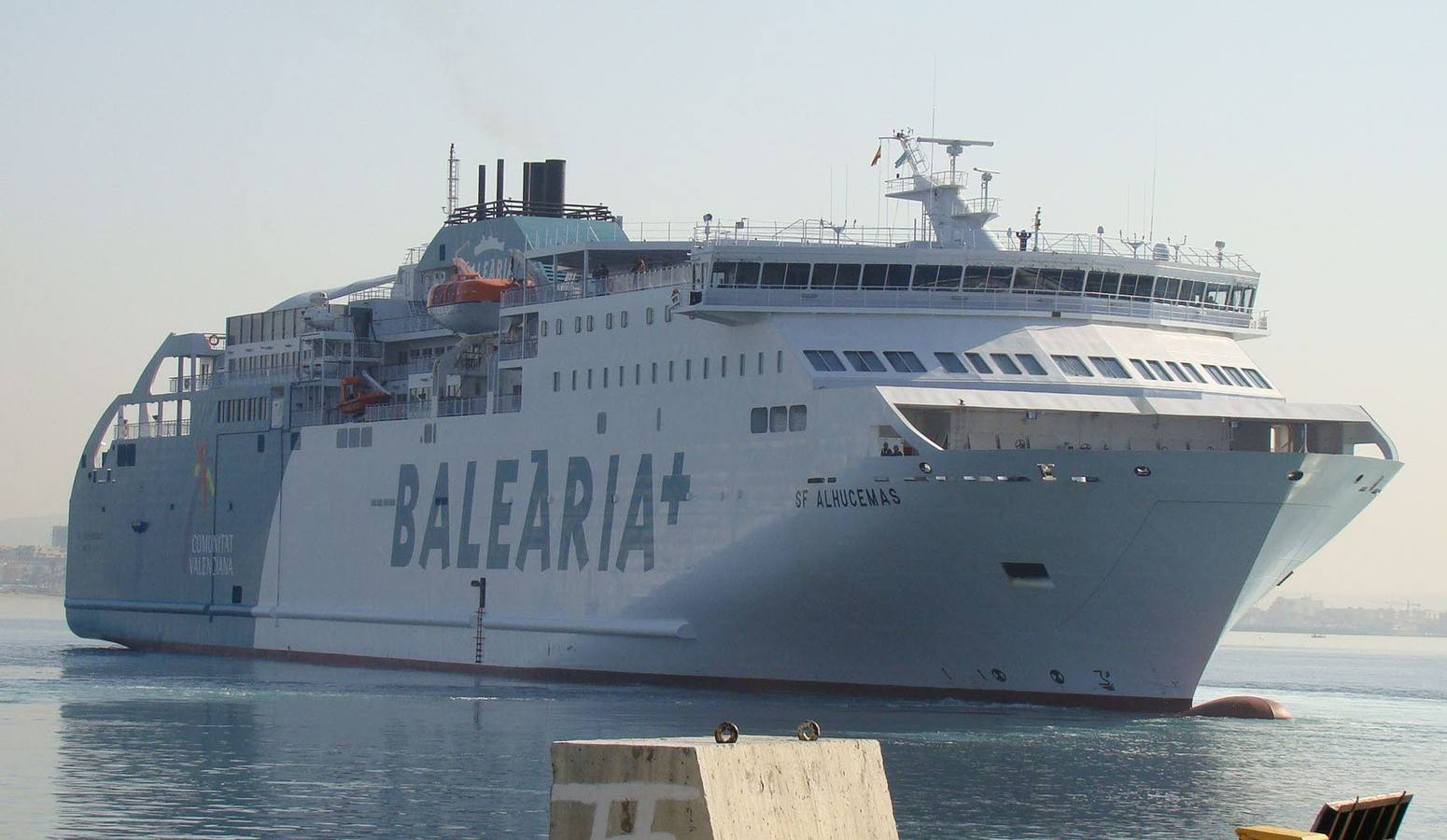 Ferry SF Alhucemas, de la compañía naviera española Baleària, que viaja entre Denia y las Pitiusas. 