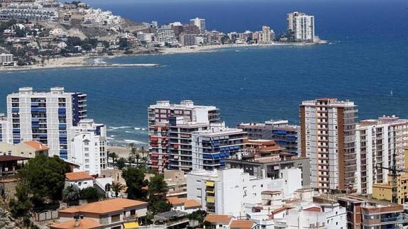 La Sareb pone a la venta 292 viviendas en la costa de Almería a precios de 'chollo'