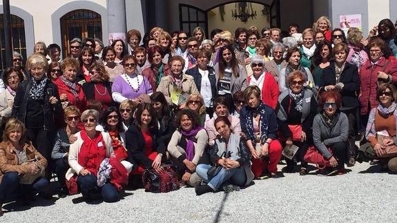 200 mujeres se reúnen en Dúrcal en el Encuentro Provincial de Igualdad