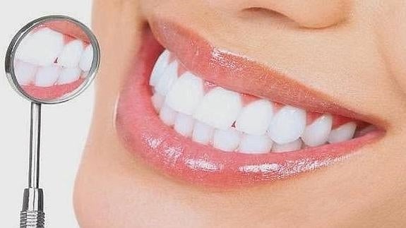 ¿Cómo conseguir unos dientes blancos y perfectos?