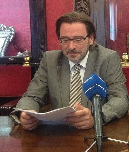 Oliver apuesta por "racionalizar el gasto" antes de hablar de ingresos