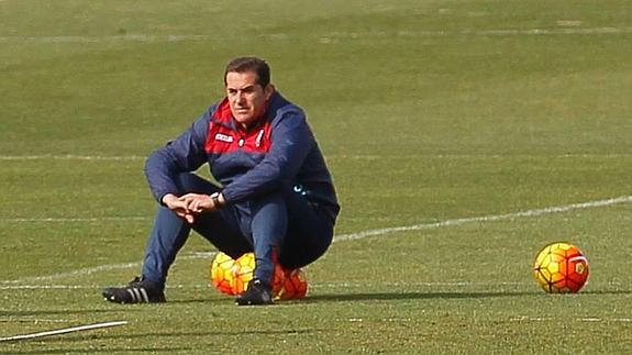 José Ramón Sandoval, en la Ciudad Deportiva del Granada. 