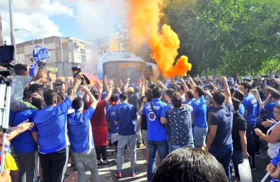 La afición del Linares ha sido un ejemplo esta temporada de paciencia, confianza y apoyo.